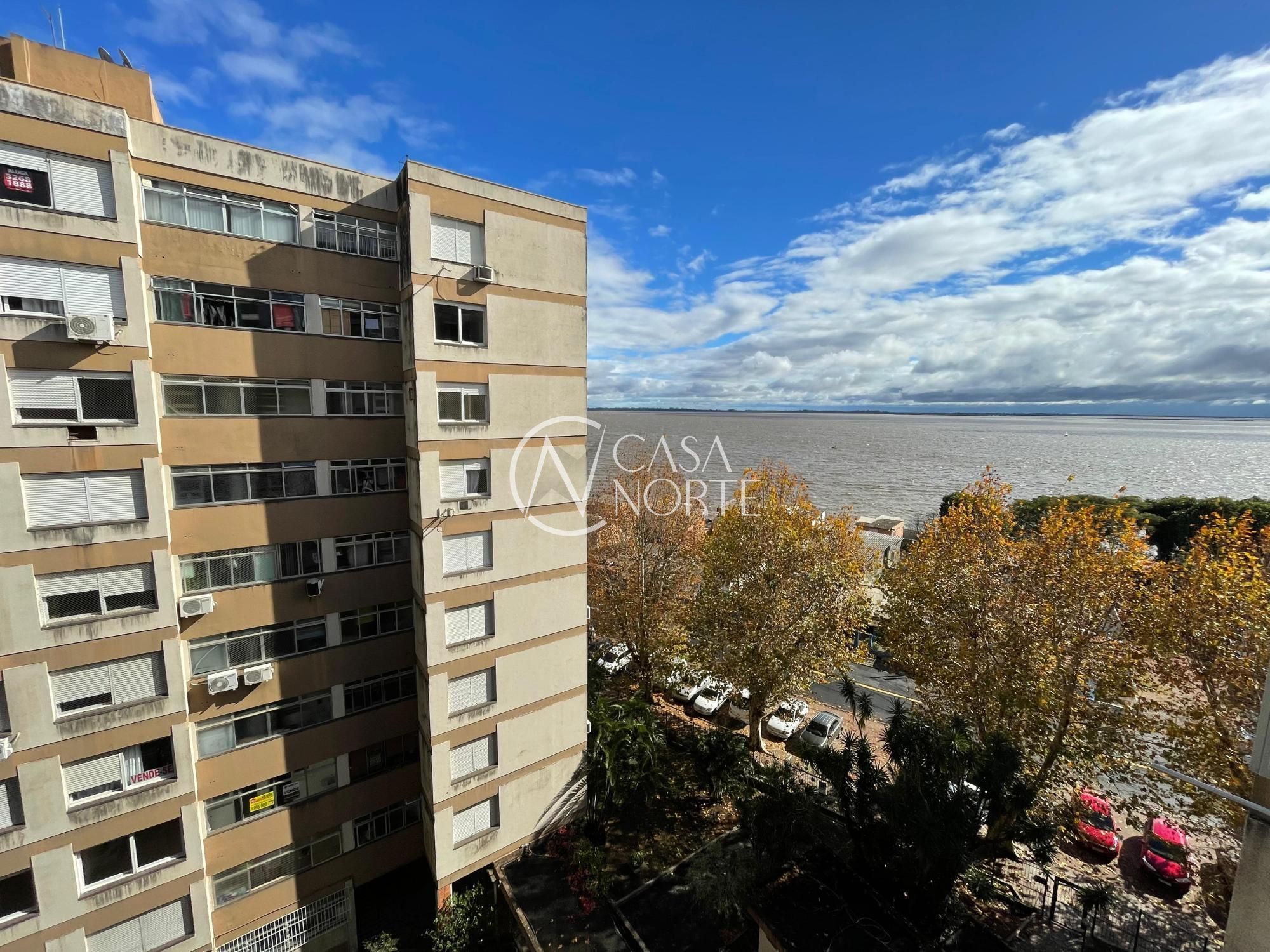 Apartamento à venda com 2 quartos, 79m², 1 vaga, Avenida Guaíba no bairro Vila Assunção em Porto Alegre