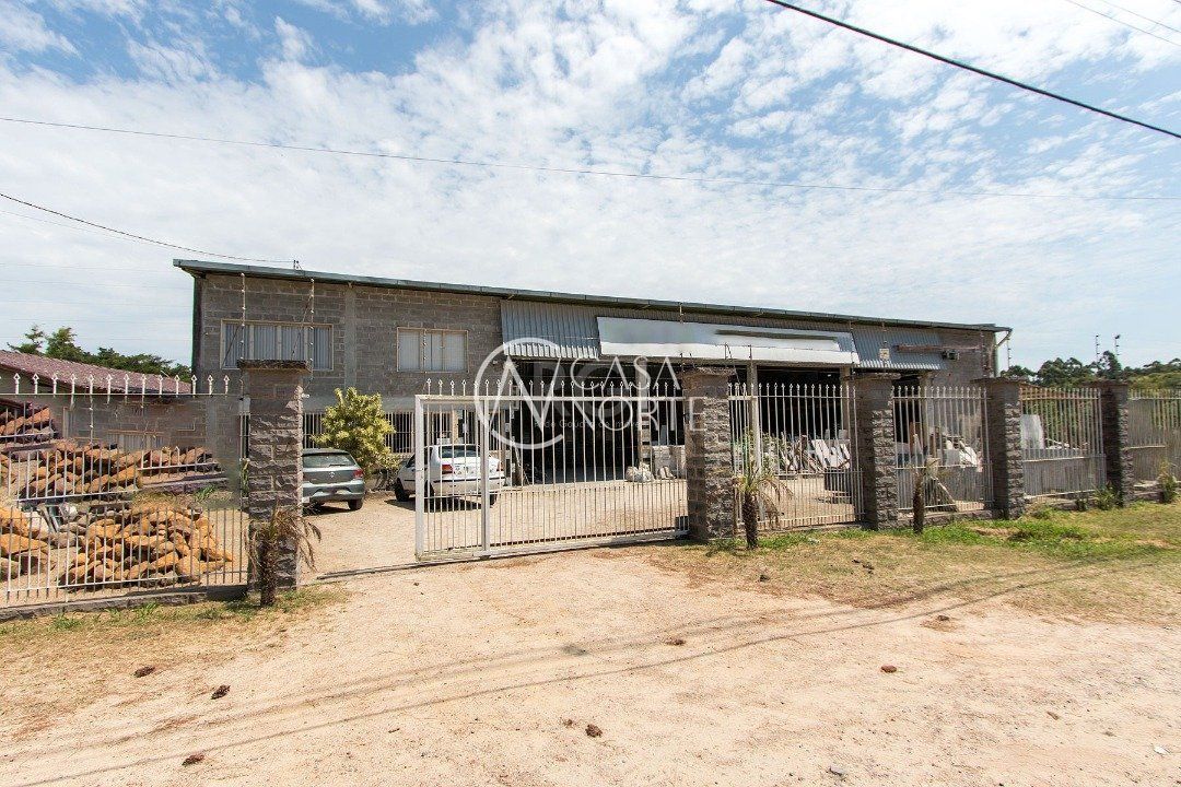 Pavilhão à venda , 550m², Avenida Edgar Pires de Castro no bairro Lageado em Porto Alegre