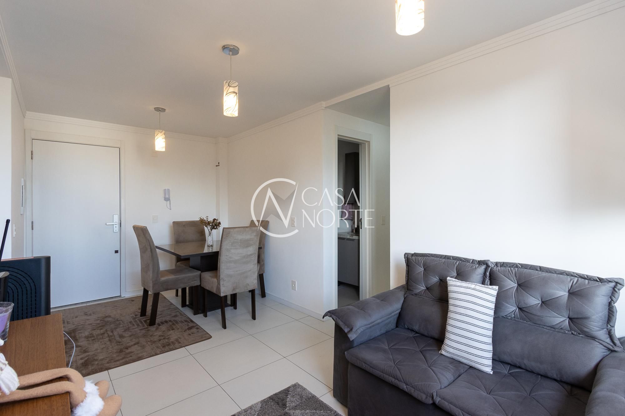 Apartamento à venda com 2 quartos, 58m², 1 suíte, 1 vaga, Rua Nunes Machado no bairro Azenha em Porto Alegre