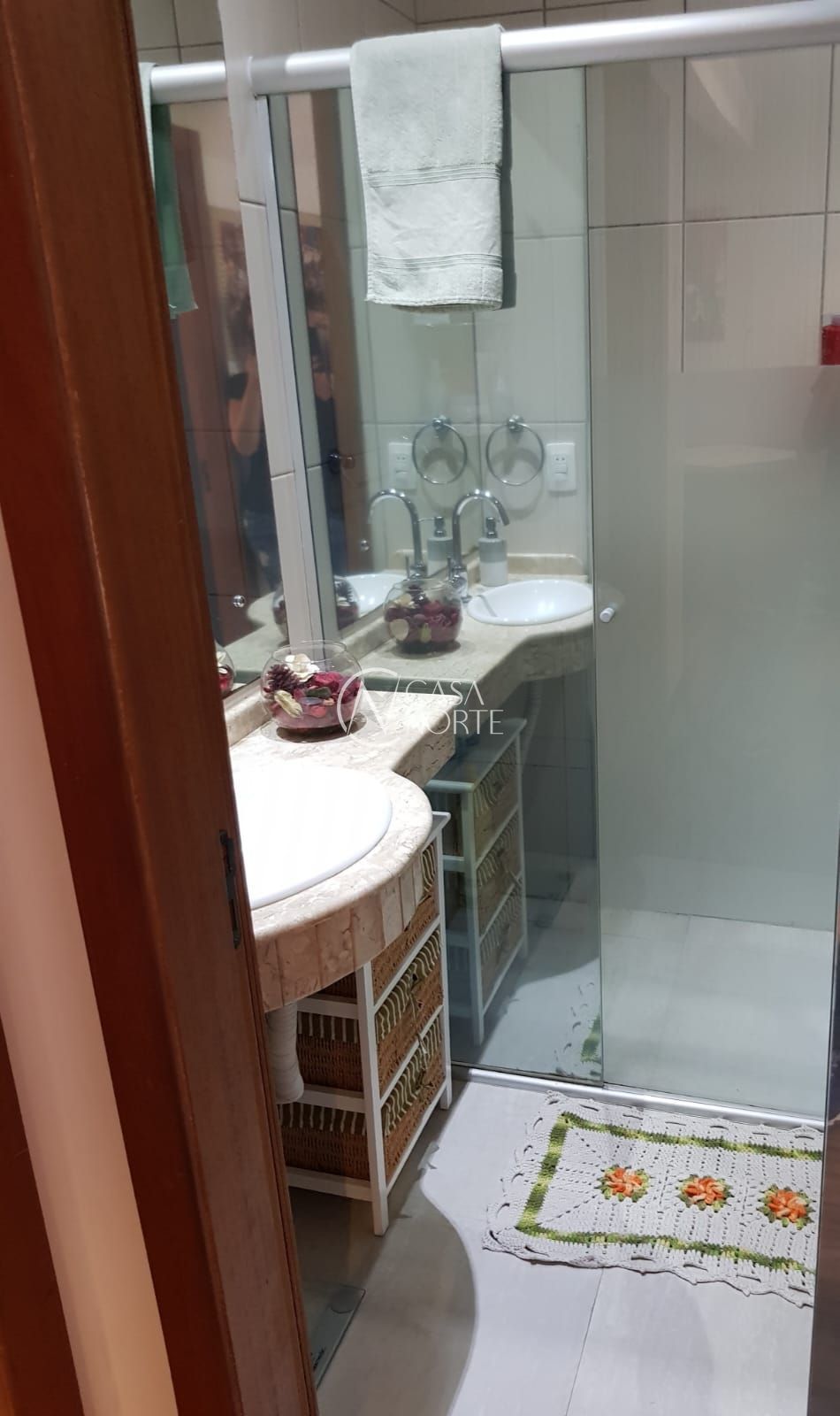 Casa à venda com 2 quartos, 46m², 1 vaga, Rua João Pinheiro Machado no bairro Hípica em Porto Alegre