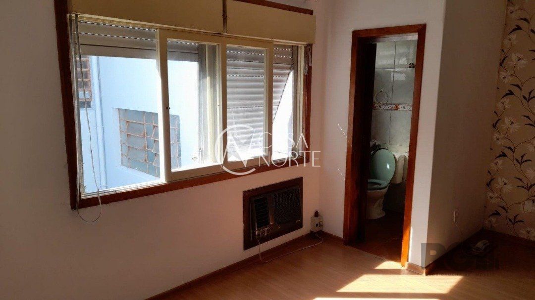 Apartamento à venda com 1 quarto, 31m², Avenida Bento Gonçalves no bairro Partenon em Porto Alegre