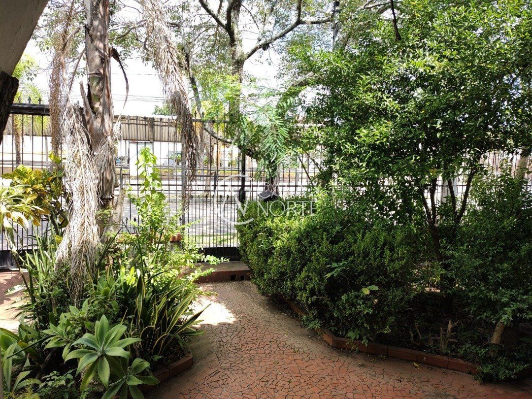 Casa Comercial à venda , 200m², 4 vagas, Rua Coronel Aparício Borges no bairro Glória em Porto Alegre