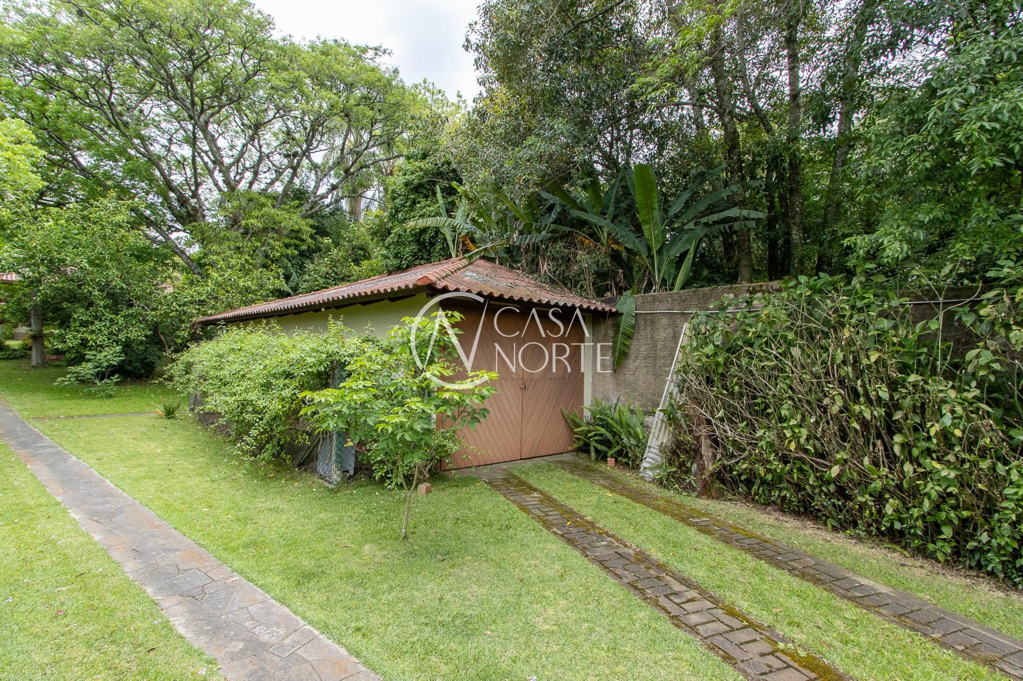 Casa à venda com 3 quartos, 202m², 1 suíte, 3 vagas, Estrada Afonso Lourenço Mariante no bairro Belém Velho em Porto Alegre