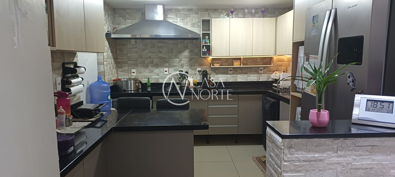 Casa de Condomínio à venda com 4 quartos, 84m², 2 vagas, Avenida José Aloísio Filho no bairro Humaitá em Porto Alegre