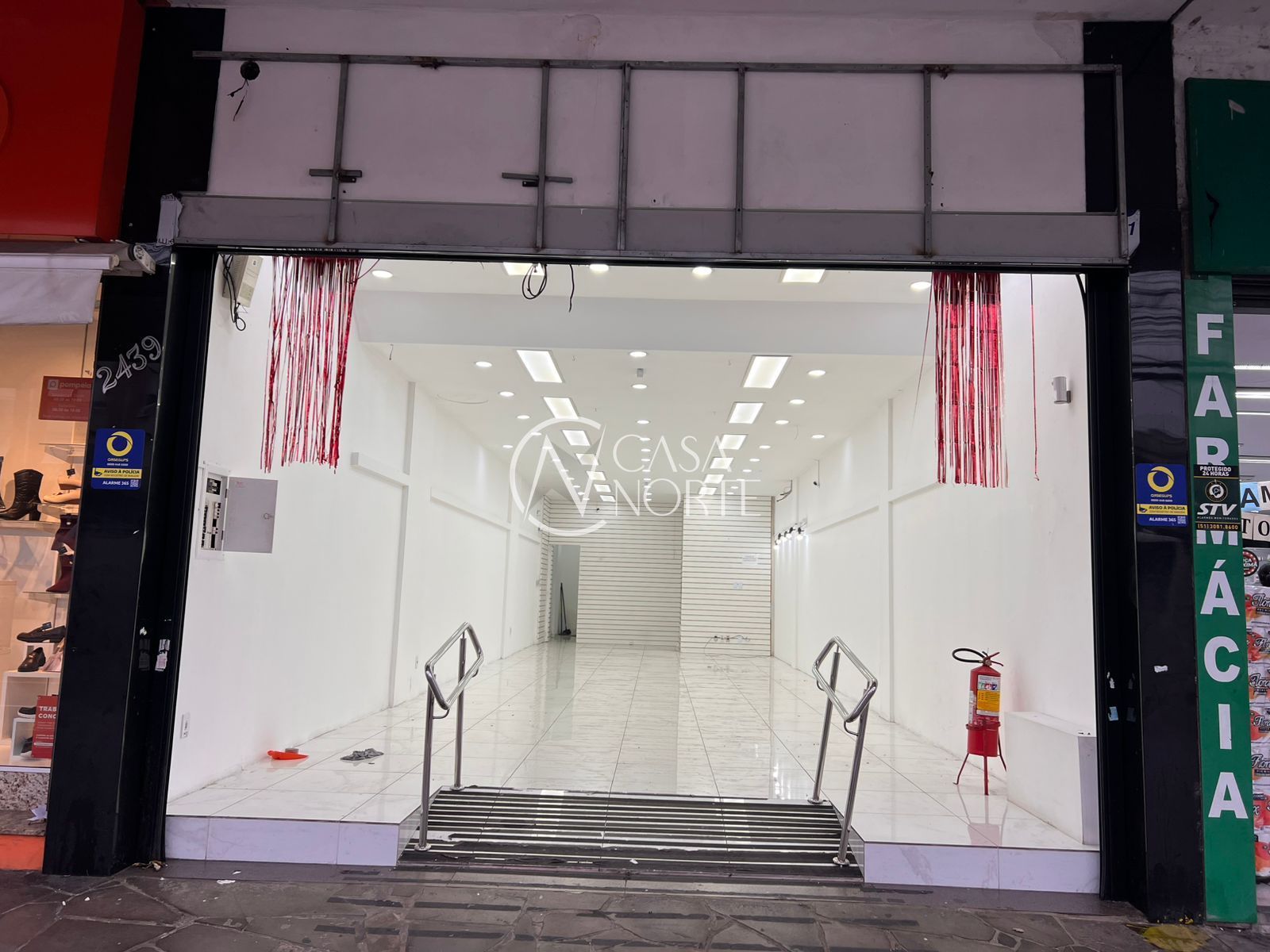 Loja à venda , 706m², Avenida Assis Brasil no bairro Cristo Redentor em Porto Alegre