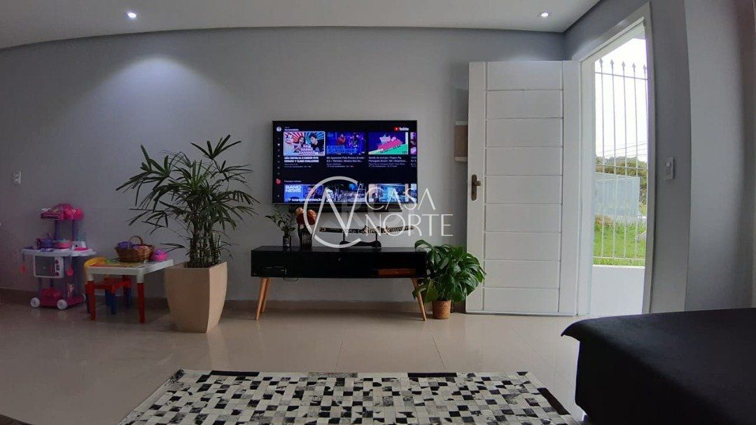 Casa à venda com 3 quartos, 157m², 3 suítes, 2 vagas, Rua Doutor Sady Soares no bairro Guarujá em Porto Alegre