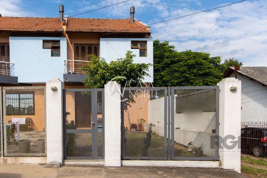 Casa de Condomínio à venda com 3 quartos, 100m², 1 suíte, 1 vaga, Avenida da Serraria no bairro Espírito Santo em Porto Alegre