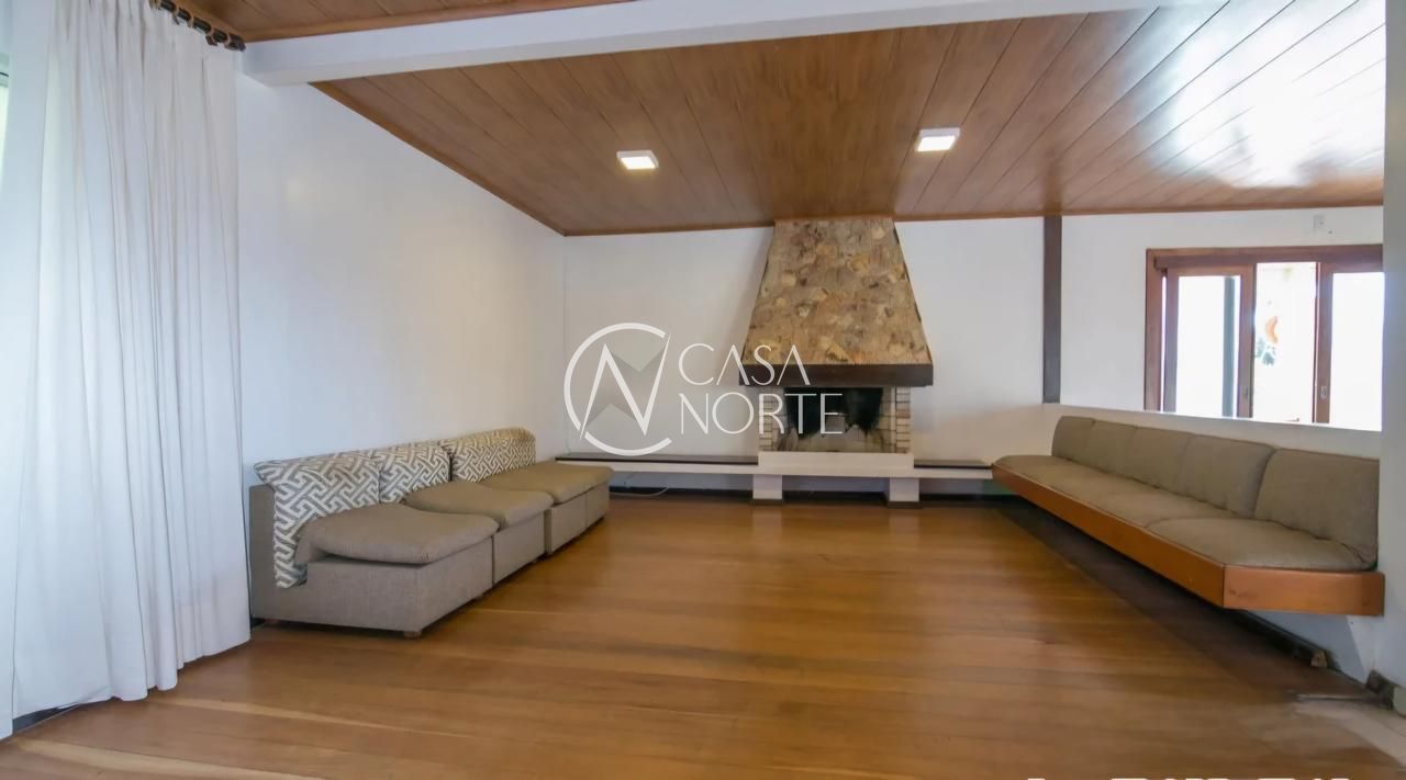 Casa de Condomínio à venda com 3 quartos, 229m², 1 suíte, 3 vagas, Rua Landel de Moura no bairro Tristeza em Porto Alegre