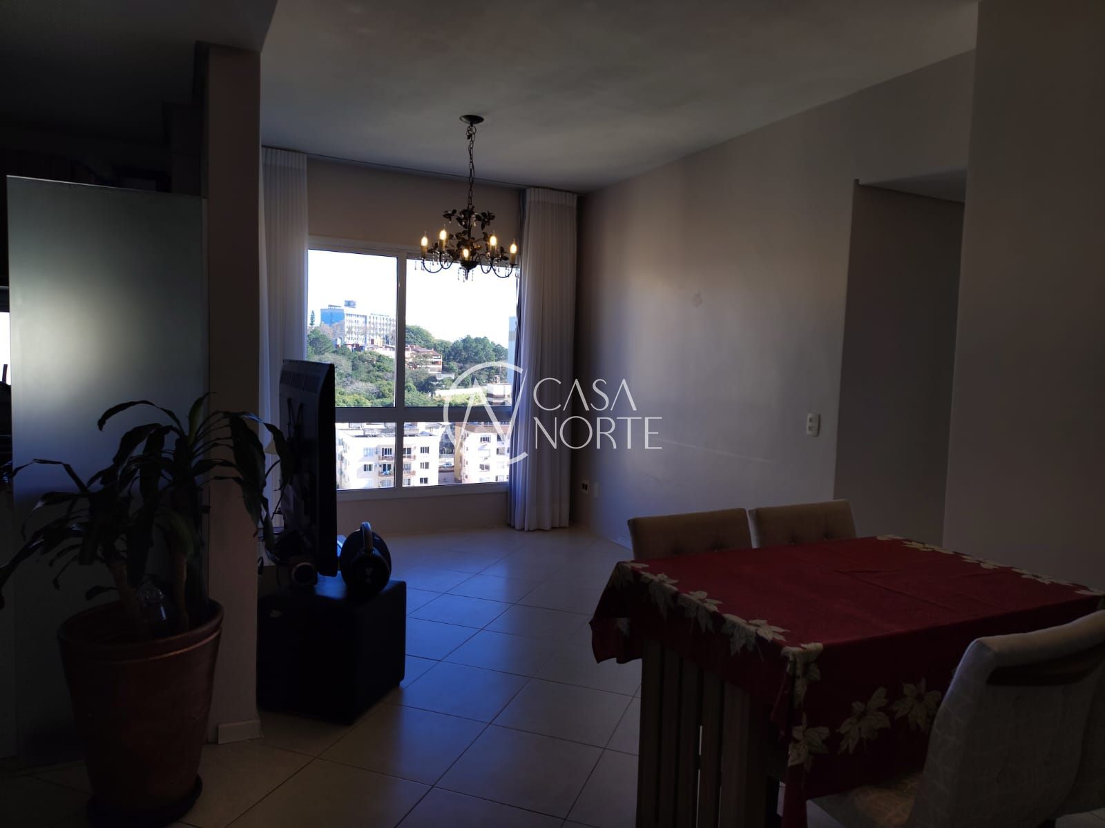 Cobertura à venda com 3 quartos, 150m², 1 suíte, 2 vagas, Rua Coronel Massot no bairro Cristal em Porto Alegre