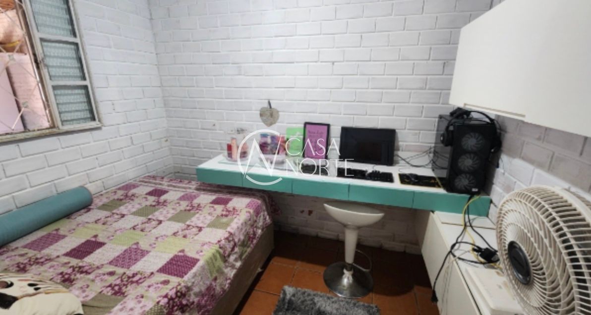 Casa à venda com 3 quartos, 50m², 1 vaga, Rua Carlos Wilson Schröder no bairro Hípica em Porto Alegre