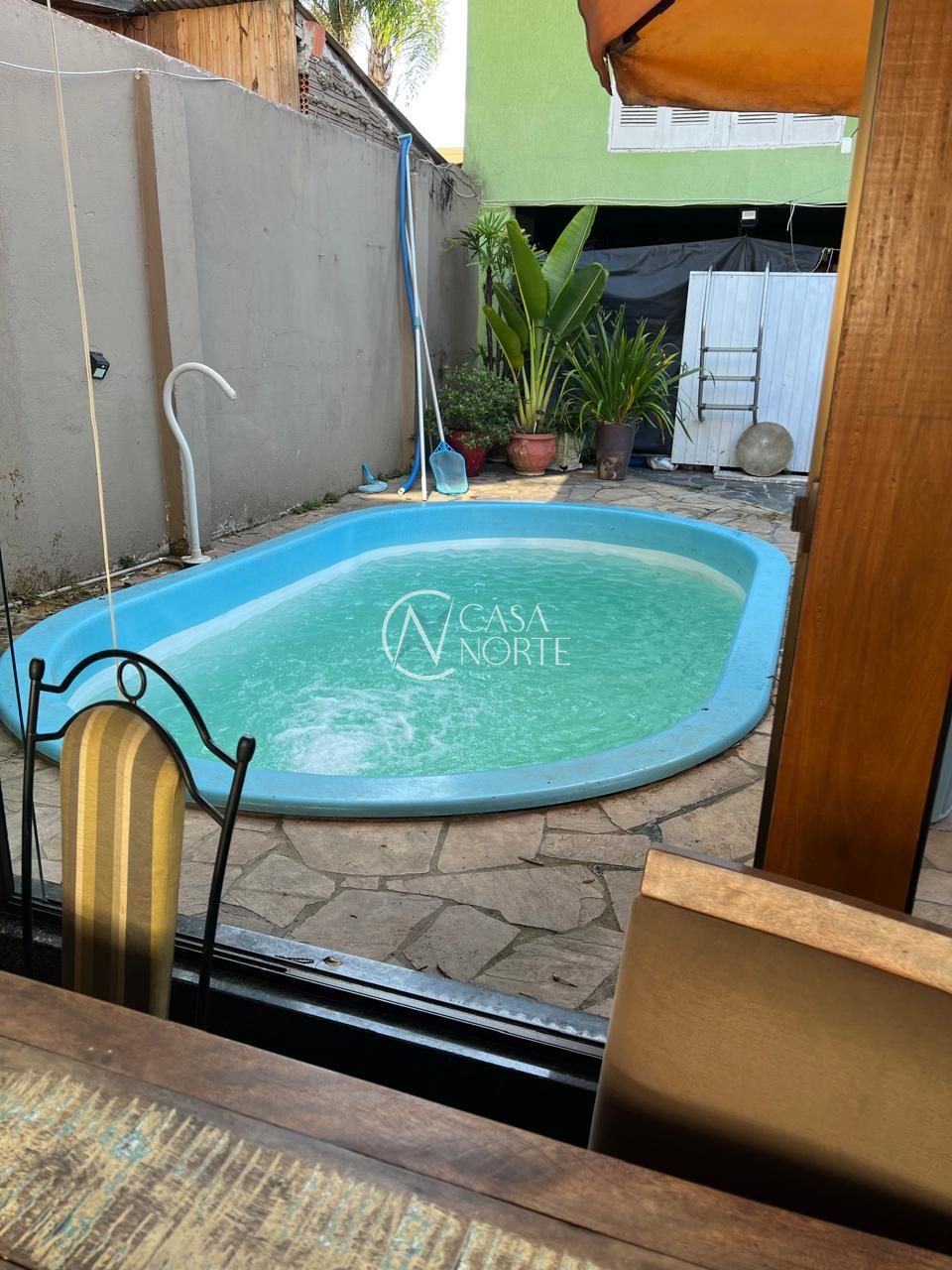 Casa à venda com 3 quartos, 100m², 1 suíte, 4 vagas, Rua Silvio Silveira Soares no bairro Cavalhada em Porto Alegre