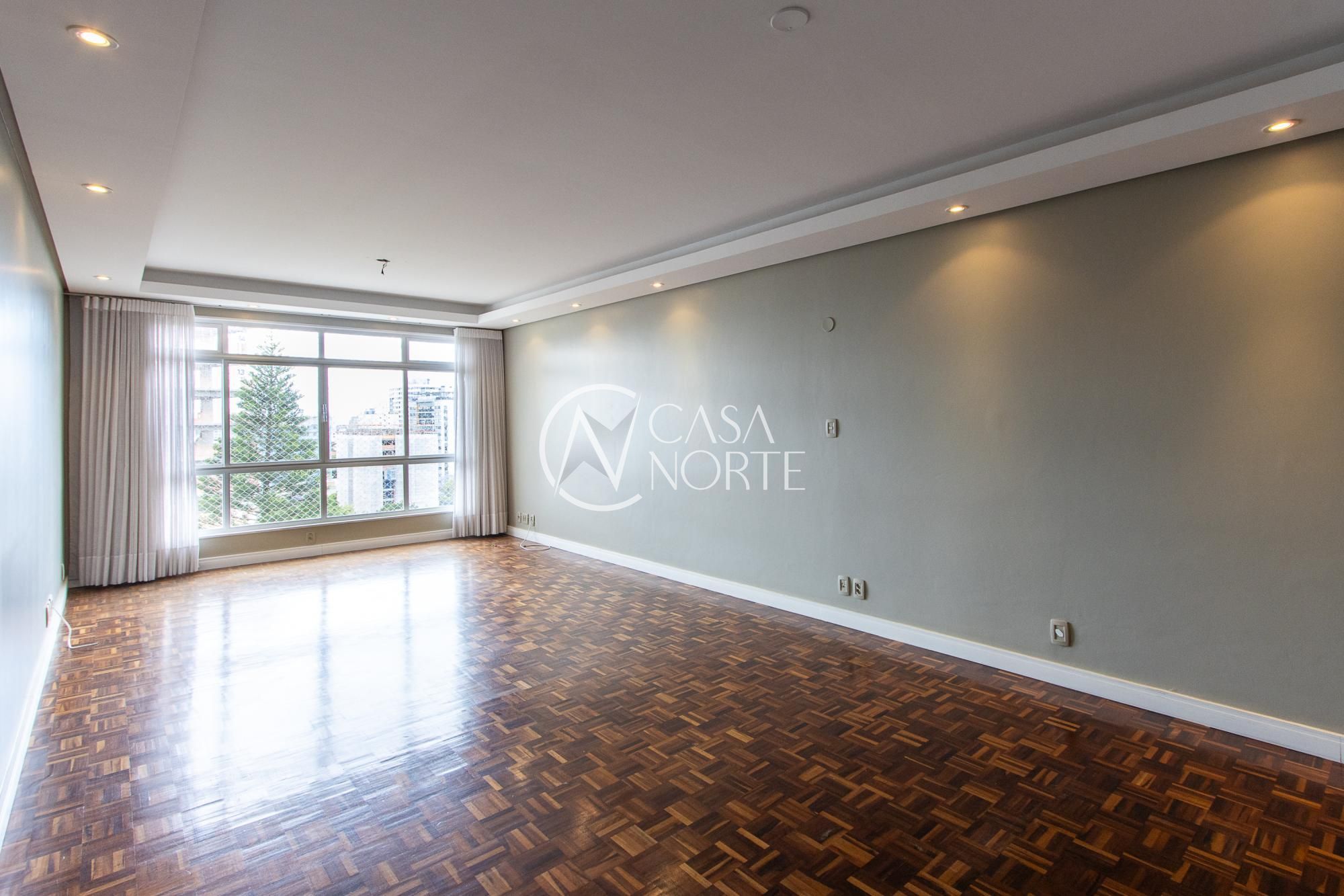 Apartamento à venda com 3 quartos, 112m², 1 suíte, 1 vaga, Rua Vinte e Quatro de Outubro no bairro Moinhos de Vento em Porto Alegre