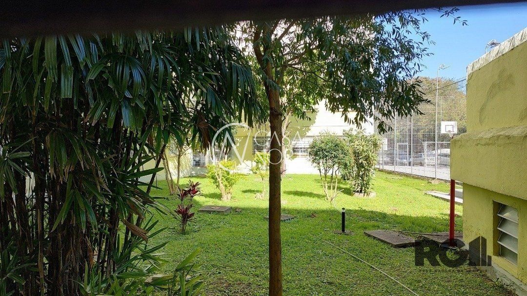 Apartamento à venda com 3 quartos, 73m², 1 vaga, Rua Coronel Massot no bairro Cristal em Porto Alegre