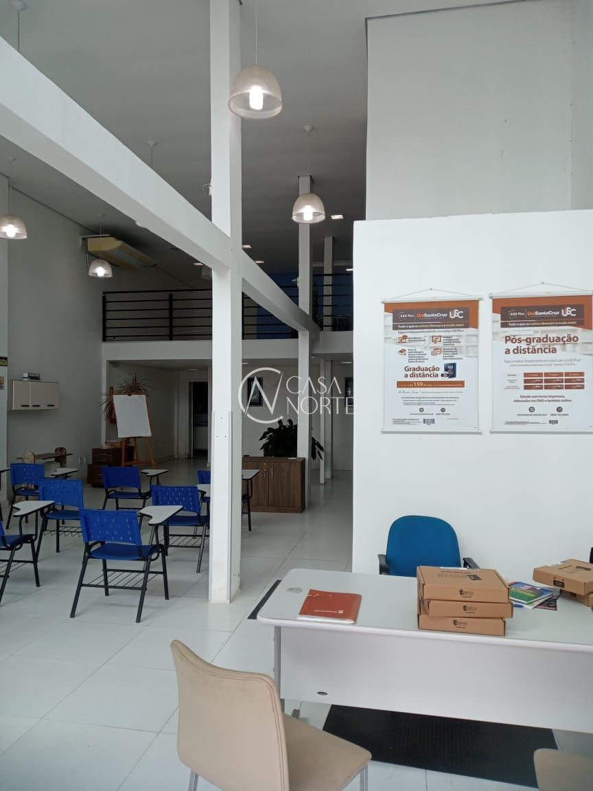 Prédio Comercial à venda com 4 quartos, 313m², 8 vagas, Avenida Ipiranga no bairro Partenon em Porto Alegre