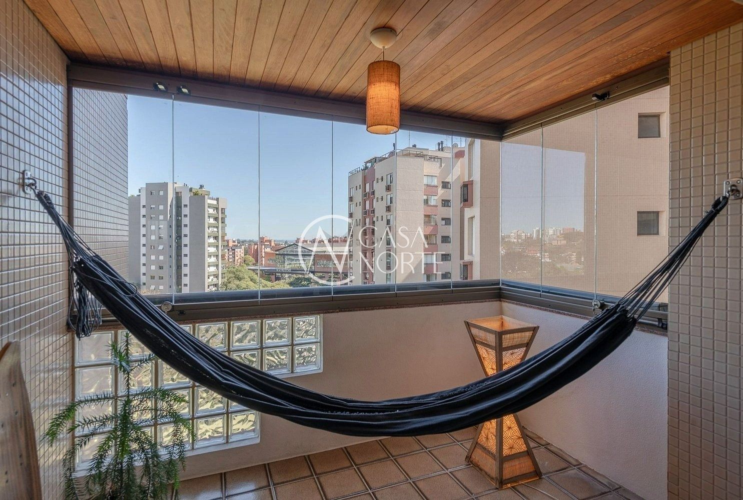 Apartamento à venda com 2 quartos, 88m², 1 suíte, 1 vaga, Rua Doutor Barbosa Gonçalves no bairro Chácara das Pedras em Porto Alegre