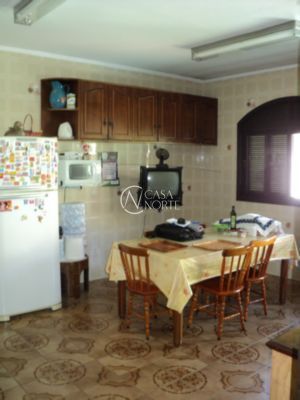 Casa à venda com 3 quartos, 331m², 1 suíte, Rua Hipolito da Costa no bairro Santa Tereza em Porto Alegre