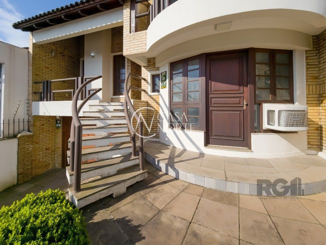 Casa à venda com 4 quartos, 260m², 2 suítes, 3 vagas, Rua Campos Elíseos no bairro Glória em Porto Alegre