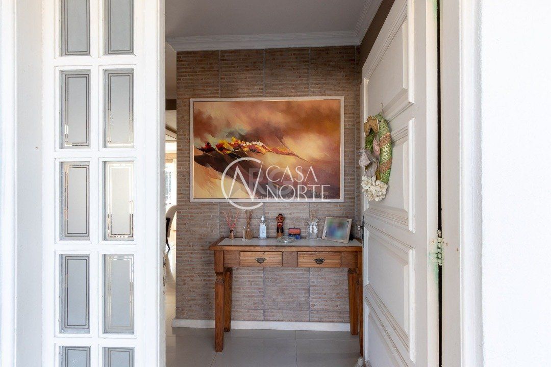 Casa à venda com 3 quartos, 256m², 1 suíte, 2 vagas, Rua Paulo Derly Strehl no bairro Espírito Santo em Porto Alegre