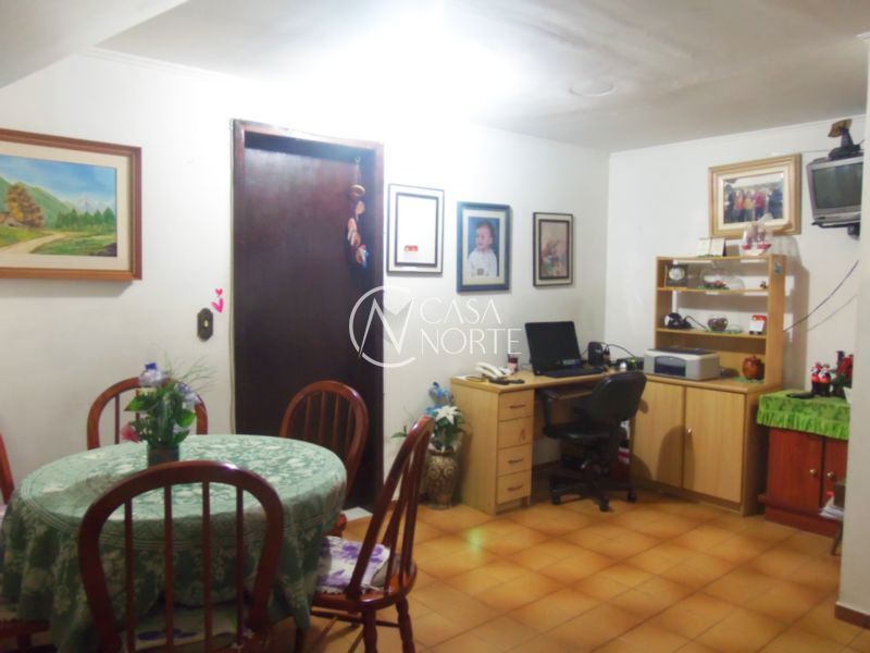 Casa de Condomínio à venda com 2 quartos, 86m², 2 vagas, Rua Doutor Mário Totta no bairro Tristeza em Porto Alegre