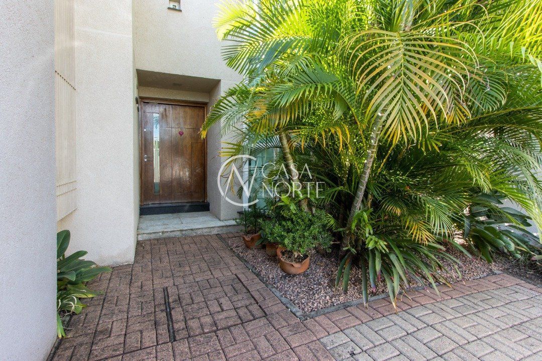 Casa à venda com 4 quartos, 286m², 2 suítes, 3 vagas, Rua Otavio Faria no bairro Teresópolis em Porto Alegre