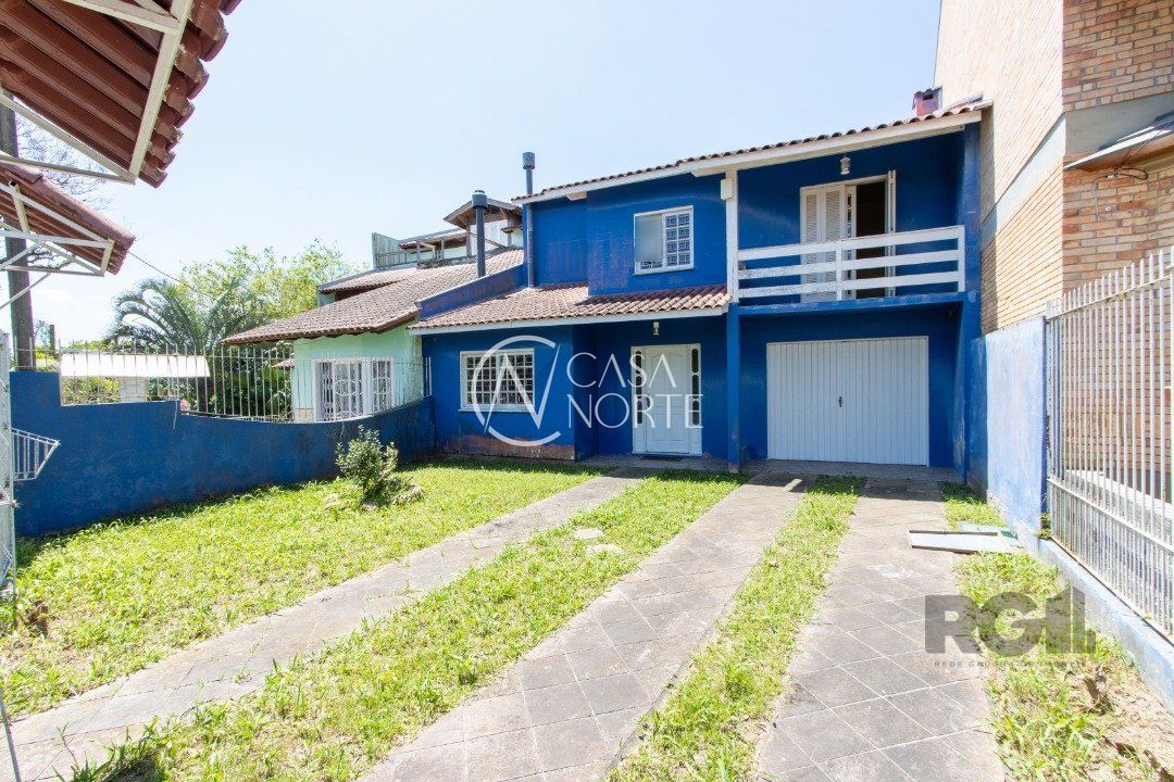 Casa à venda com 3 quartos, 142m², 1 suíte, 3 vagas, Rua Luiz João Pirotti no bairro Ipanema em Porto Alegre