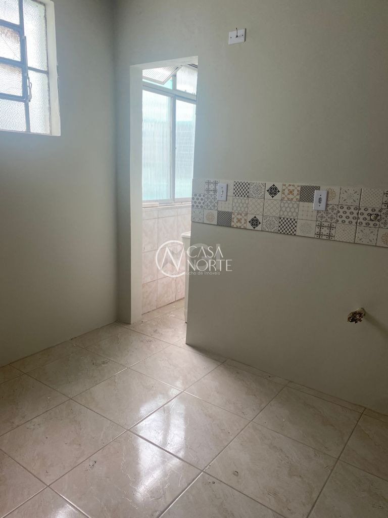 Apartamento à venda com 2 quartos, 50m², 1 vaga, Rua Dona Zulmira no bairro Cavalhada em Porto Alegre