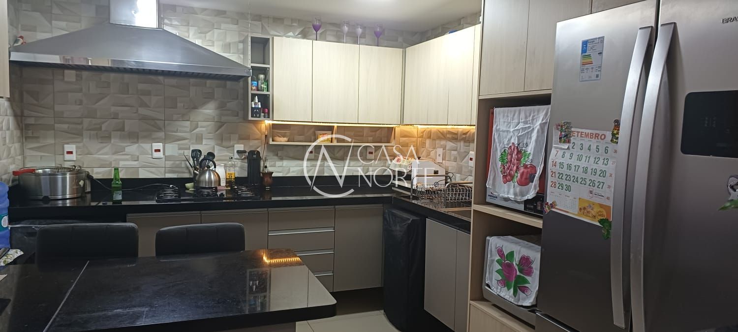 Casa de Condomínio à venda com 4 quartos, 84m², 2 vagas, Avenida José Aloísio Filho no bairro Humaitá em Porto Alegre