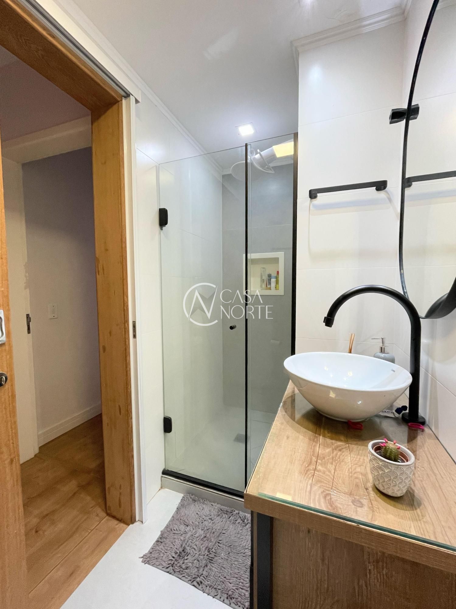 Apartamento à venda com 2 quartos, 79m², 1 vaga, Avenida Guaíba no bairro Vila Assunção em Porto Alegre