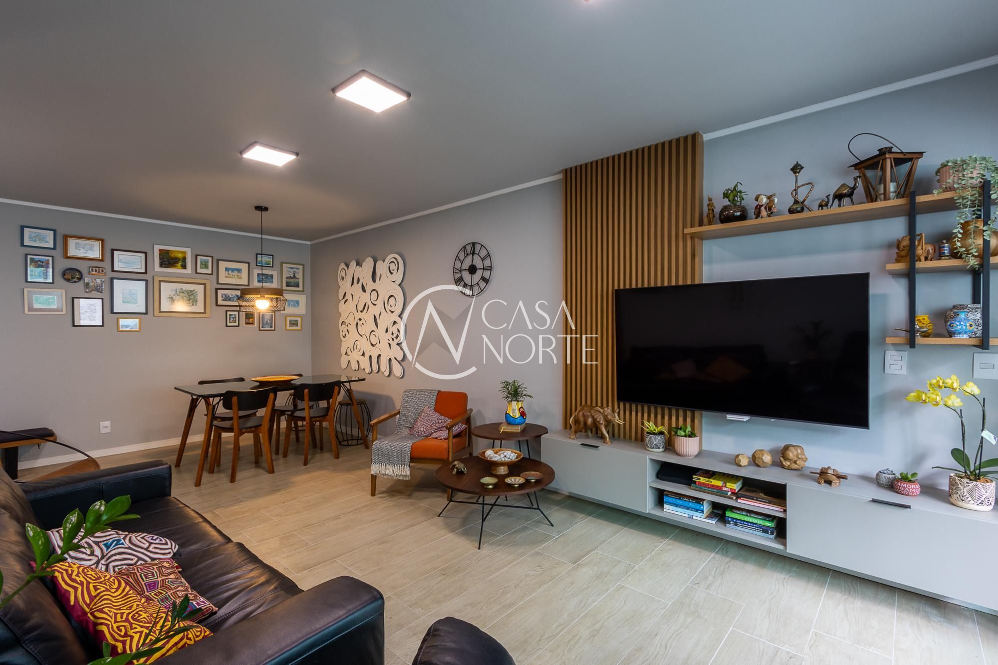 Apartamento à venda com 3 quartos, 99m², 1 suíte, 2 vagas, Dona Amélia no bairro Menino Deus em Porto Alegre