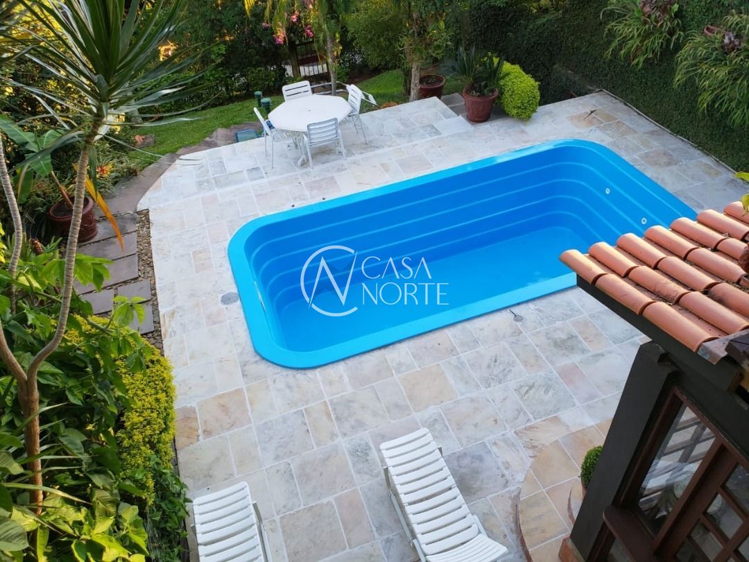 Casa de Condomínio à venda com 5 quartos, 451m², 3 suítes, 4 vagas, Rua Doutora Aurora Nunes Wagner no bairro Santa Tereza em Porto Alegre