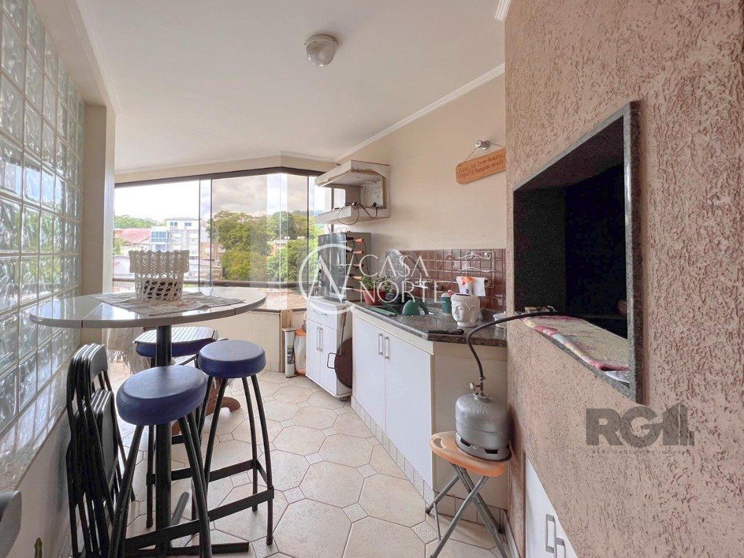 Apartamento à venda com 3 quartos, 168m², 1 suíte, 2 vagas, Avenida Sergipe no bairro Glória em Porto Alegre