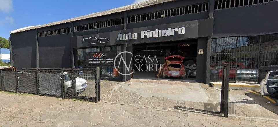 Pavilhão à venda , 900m², Avenida Eduardo Prado no bairro Cavalhada em Porto Alegre