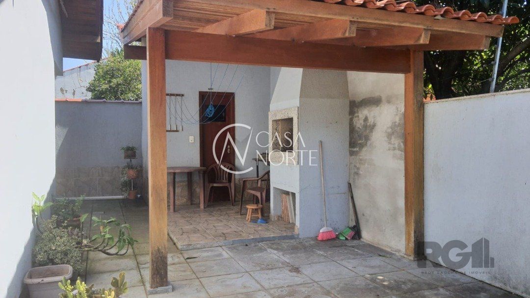 Casa à venda com 2 quartos, 800m², 1 vaga, Rua Moacyr Godoy Ilha no bairro Espírito Santo em Porto Alegre