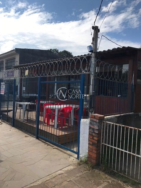 Casa à venda com 3 quartos, 212m², Rua João Mora no bairro Camaquã em Porto Alegre