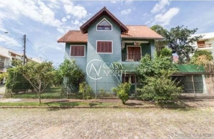 Casa à venda com 4 quartos, 220m², 1 suíte, 4 vagas, Rua Ines Vinhas no bairro Espírito Santo em Porto Alegre