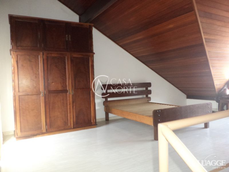 Casa de Condomínio à venda com 3 quartos, 118m², 1 suíte, 2 vagas, Avenida Cai no bairro Cristal em Porto Alegre