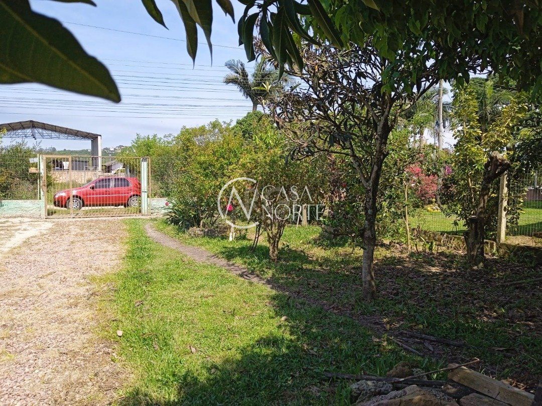 Casa à venda com 2 quartos, 72m², 2 suítes, Rua Oito Mil e Treze no bairro Lageado em Porto Alegre