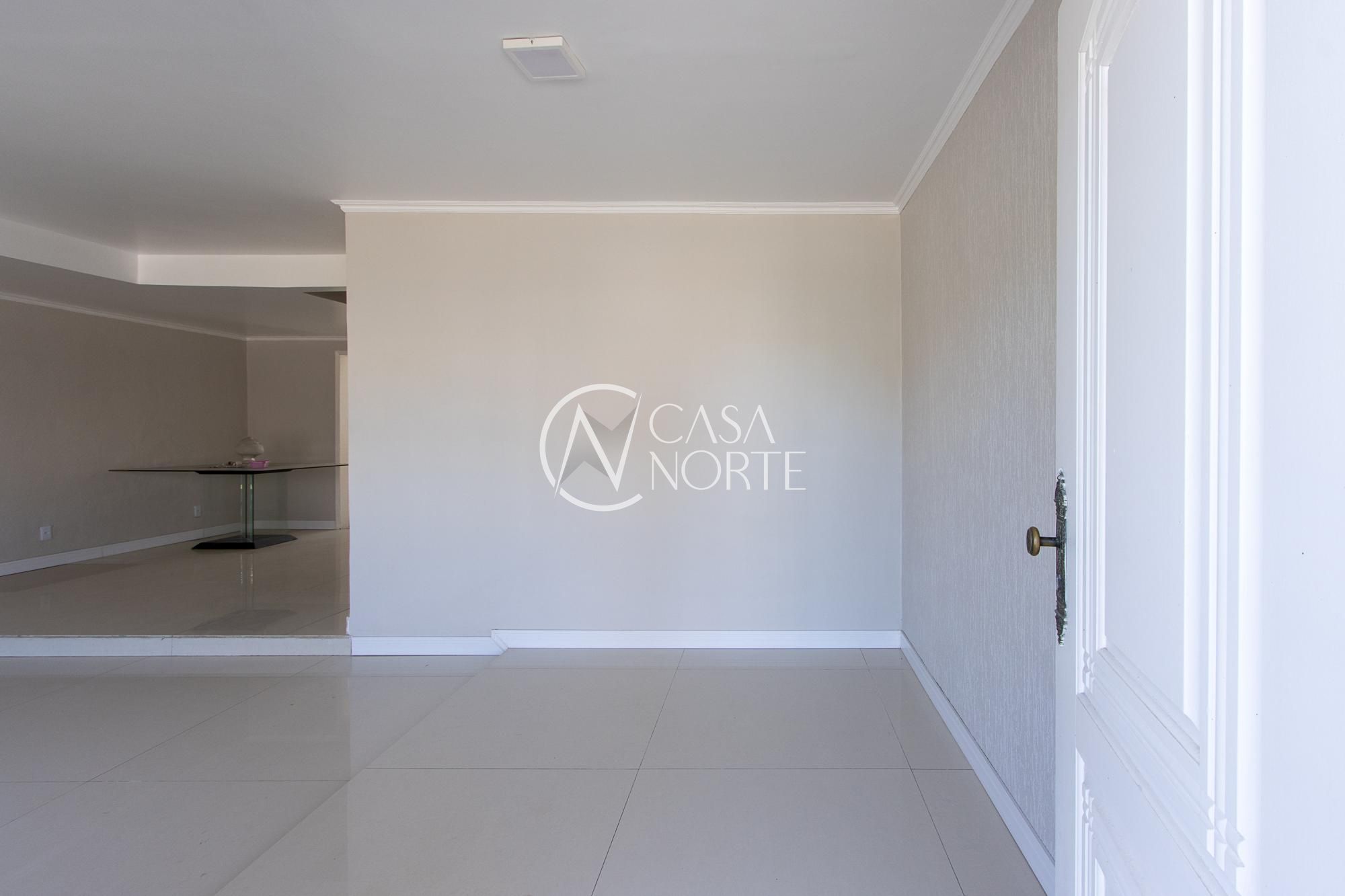 Casa à venda com 3 quartos, 250m², 1 suíte, 3 vagas, Estrada Vila Maria no bairro Cavalhada em Porto Alegre