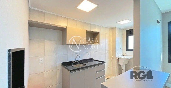 Apartamento à venda com 2 quartos, 59m², 1 suíte, 1 vaga, Rua Tamandare no bairro Camaquã em Porto Alegre