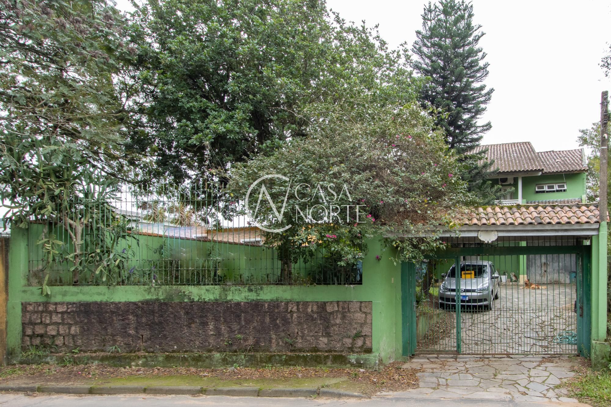 Casa à venda com 4 quartos, 385m², 3 suítes, 2 vagas, Estrada do Rincao no bairro Belém Velho em Porto Alegre