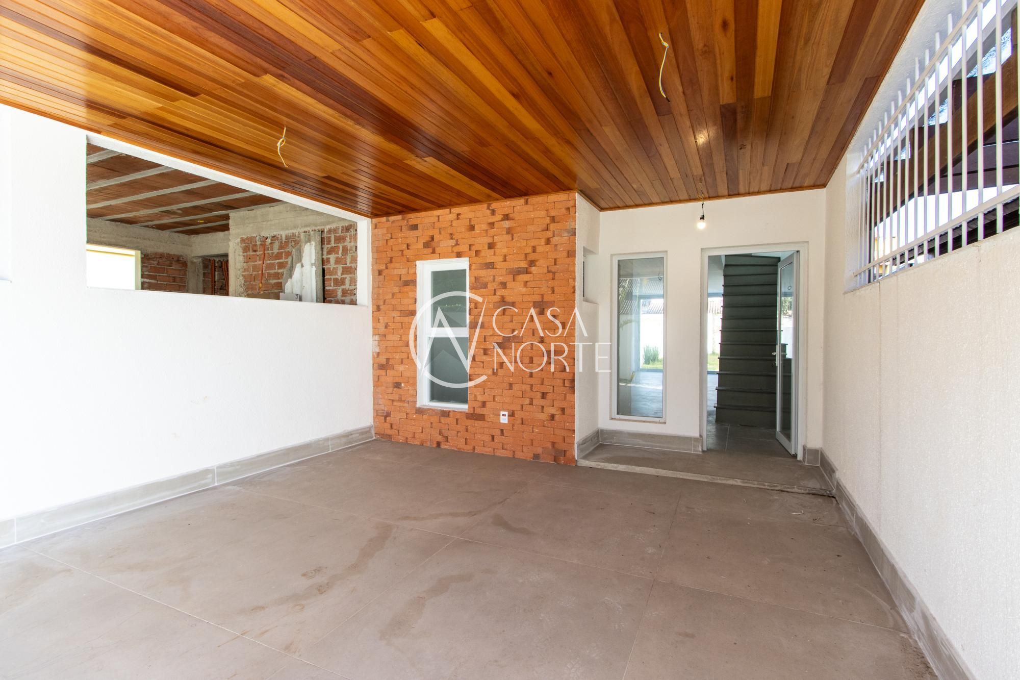 Casa à venda com 3 quartos, 175m², 3 suítes, 2 vagas, Rua Engenheiro Coelho Parreira no bairro Ipanema em Porto Alegre