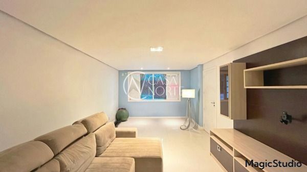 Casa de Condomínio à venda com 4 quartos, 297m², 1 suíte, 4 vagas, Avenida Coronel Marcos no bairro Pedra Redonda em Porto Alegre