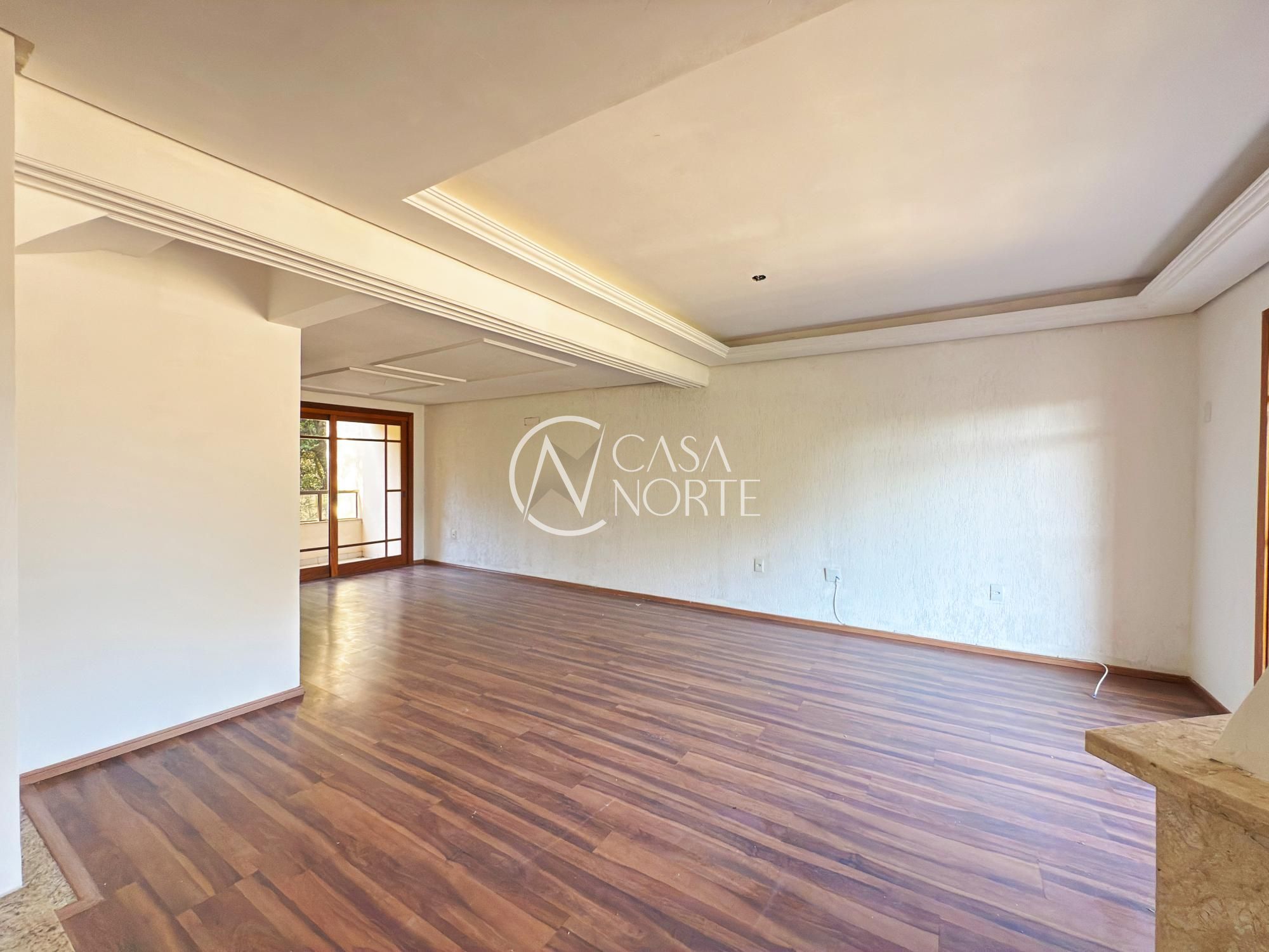 Casa de Condomínio à venda com 3 quartos, 237m², 1 suíte, 3 vagas, Rua Conselheiro Xavier da Costa no bairro Ipanema em Porto Alegre