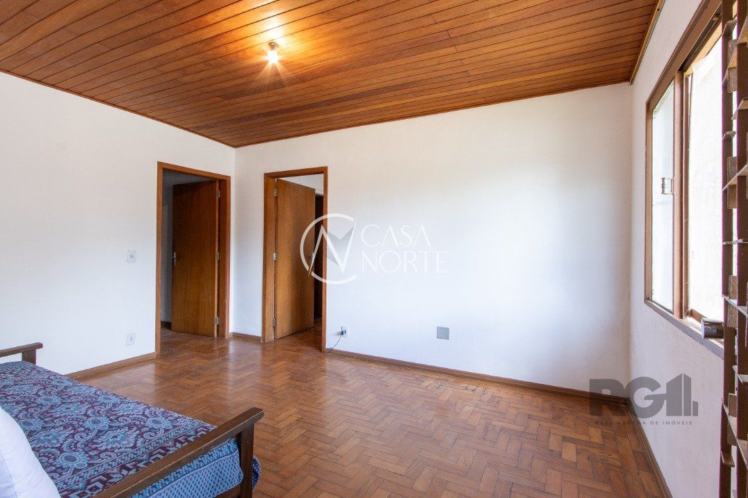 Casa à venda com 3 quartos, 153m², 2 vagas, Rua Hilario Cristo no bairro Aberta dos Morros em Porto Alegre