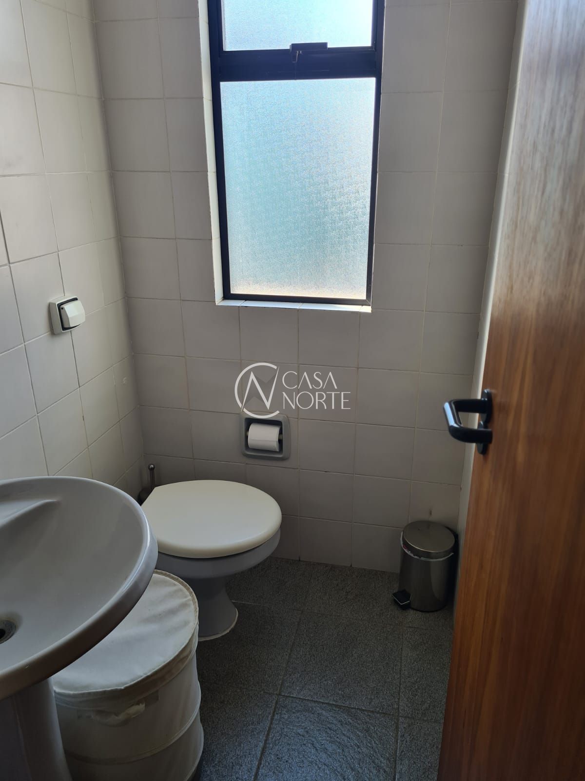 Sala Comercial à venda com 2 quartos, 27m², Rua José de Alencar no bairro Menino Deus em Porto Alegre