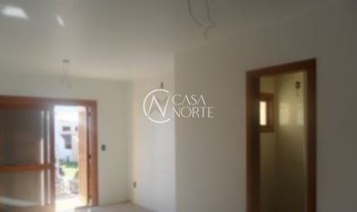 Casa à venda com 3 quartos, 135m², 1 suíte, Rua Pau-Brasil no bairro Hípica em Porto Alegre