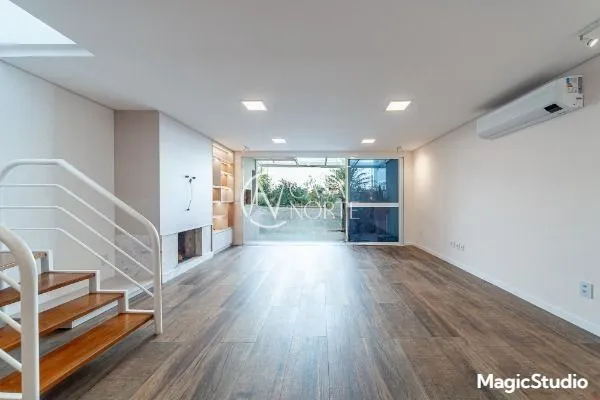 Casa de Condomínio à venda com 3 quartos, 168m², 1 suíte, 2 vagas, Rua Landel de Moura no bairro Tristeza em Porto Alegre