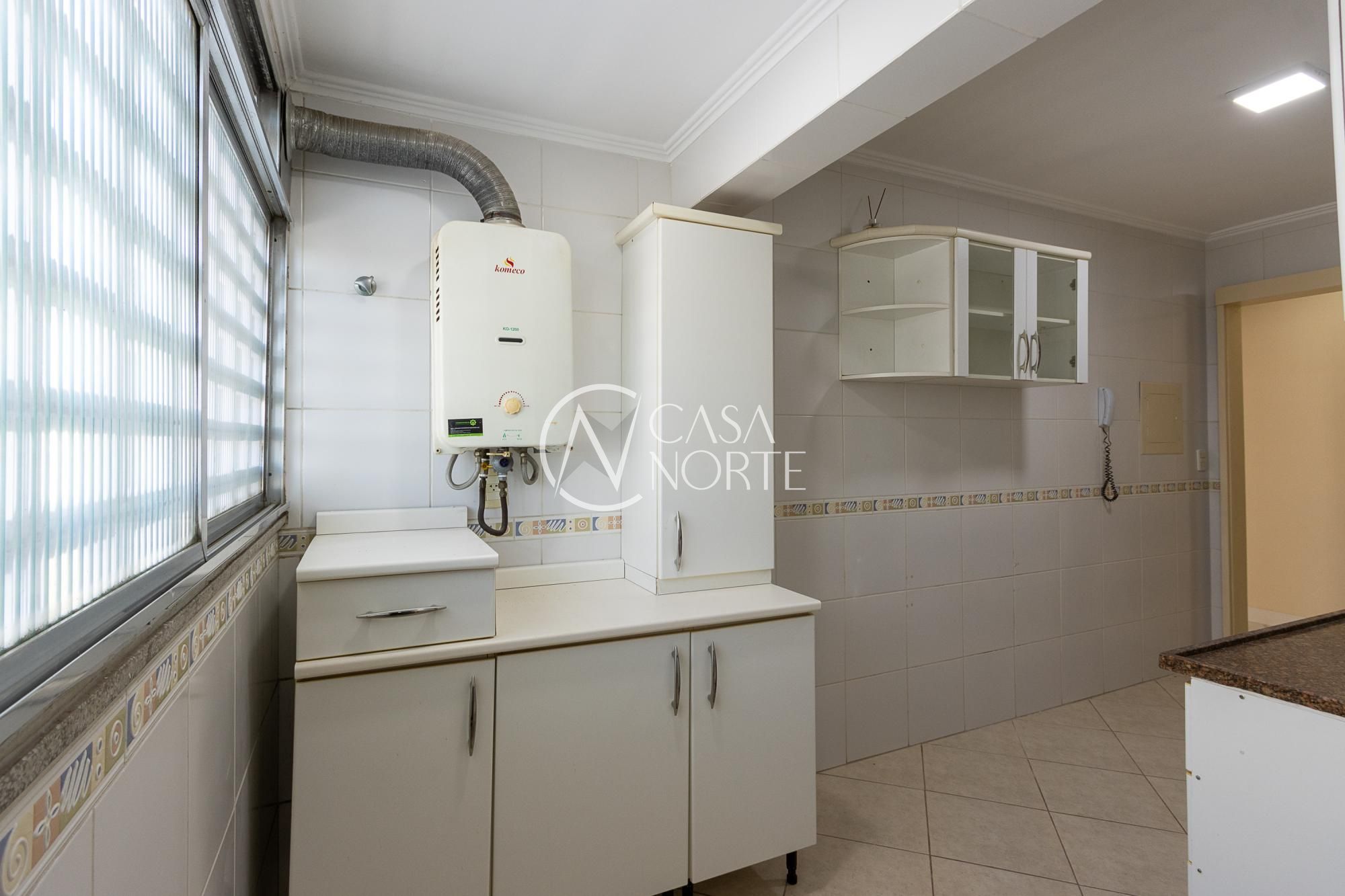 Cobertura à venda com 3 quartos, 136m², 1 suíte, 1 vaga, Rua Eurípedes Monteiro Duarte no bairro Cavalhada em Porto Alegre