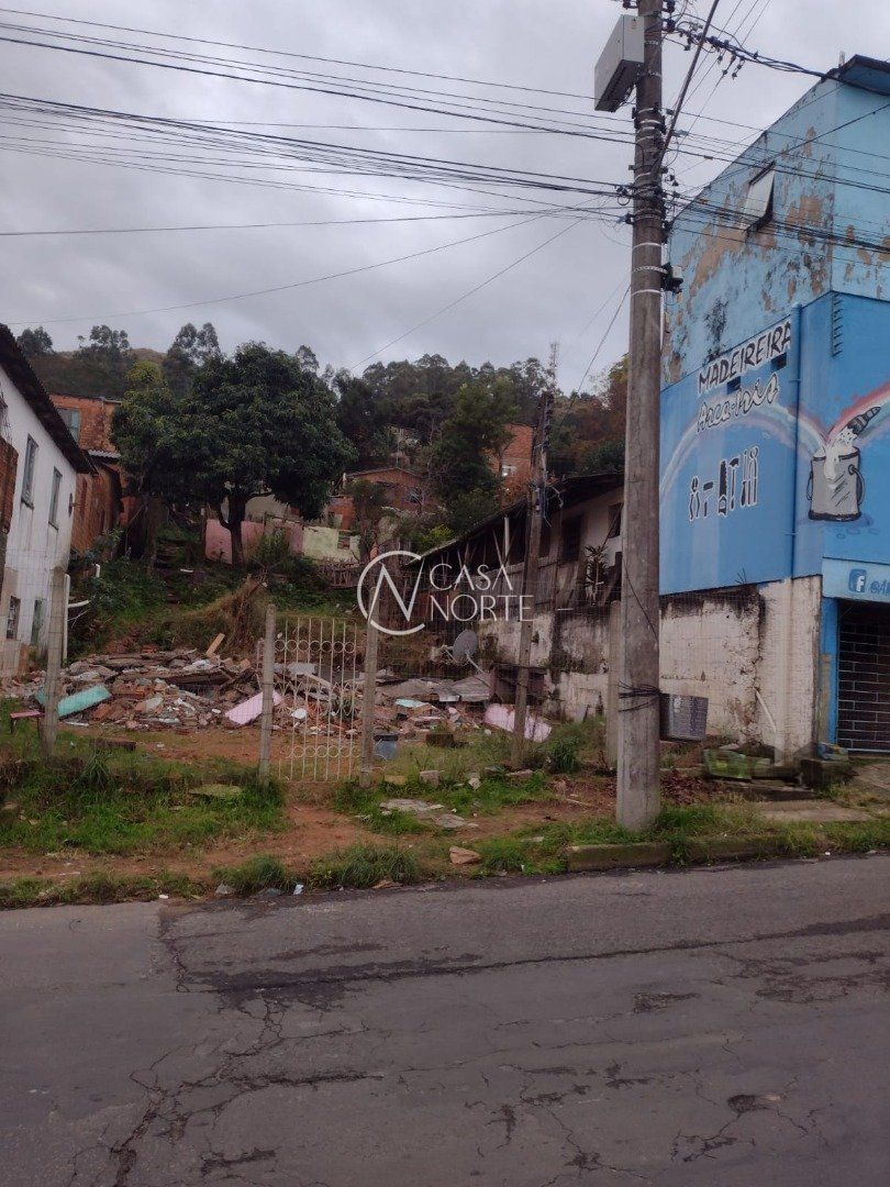 Terreno à venda  com 623m², Estrada dos Barcellos no bairro Cascata em Porto Alegre