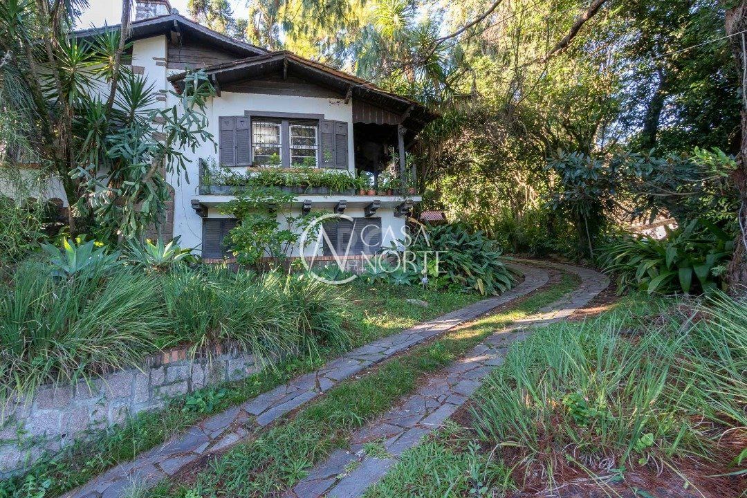 Casa à venda com 4 quartos, 192m², 3 suítes, 4 vagas, Rua Almirante Camara no bairro Tristeza em Porto Alegre